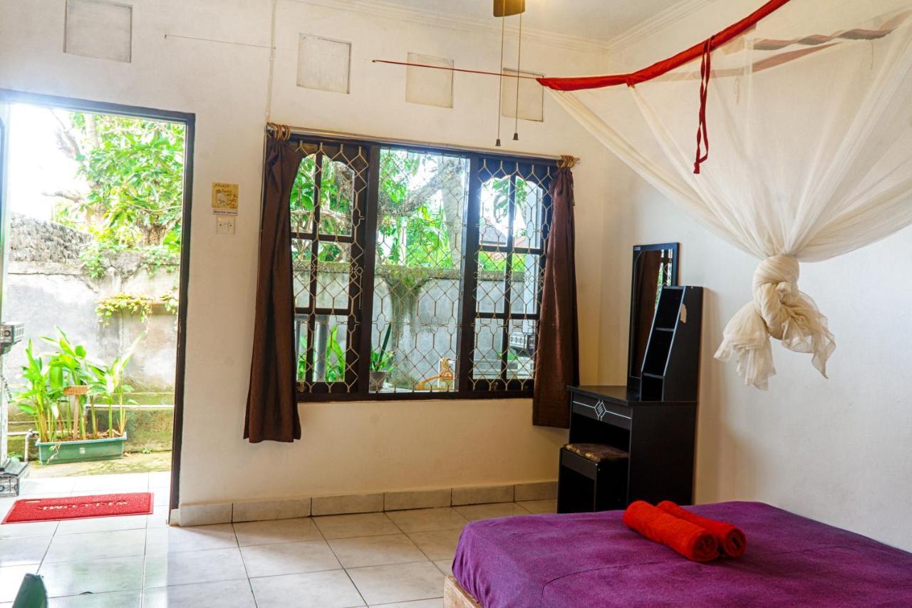 Kris Kos Hotell Canggu Eksteriør bilde